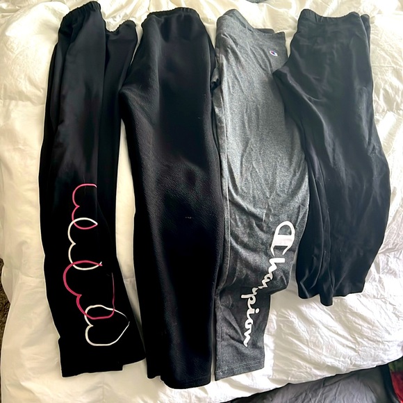 4 pairs of girls leggings! Size 9Y, 9-10Y - Picture 1 of 7
